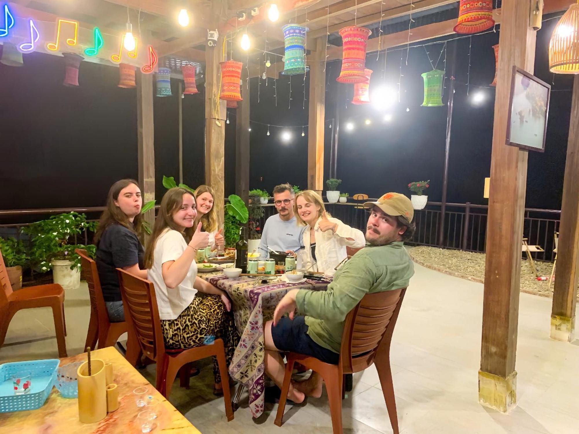 Duy Tuyen Ba Be Homestay Free Bbq Bac Kan Exterior foto