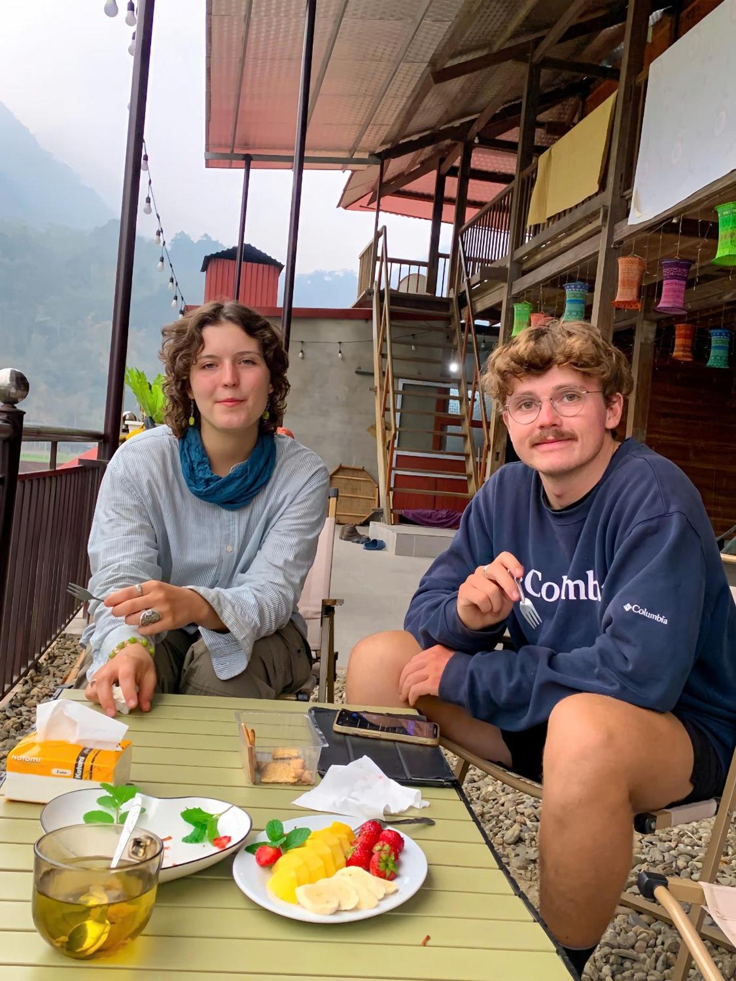 Duy Tuyen Ba Be Homestay Free Bbq Bac Kan Exterior foto